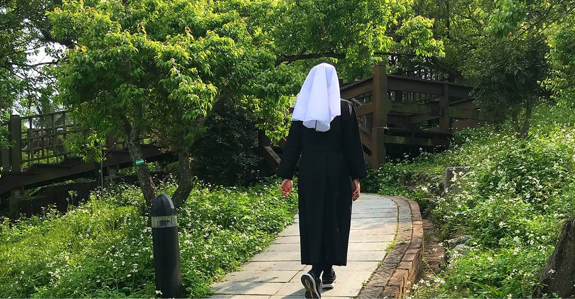 向世界各地華人傳福音